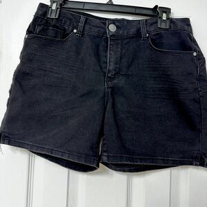 Size 8 D Jeans black shorts for women